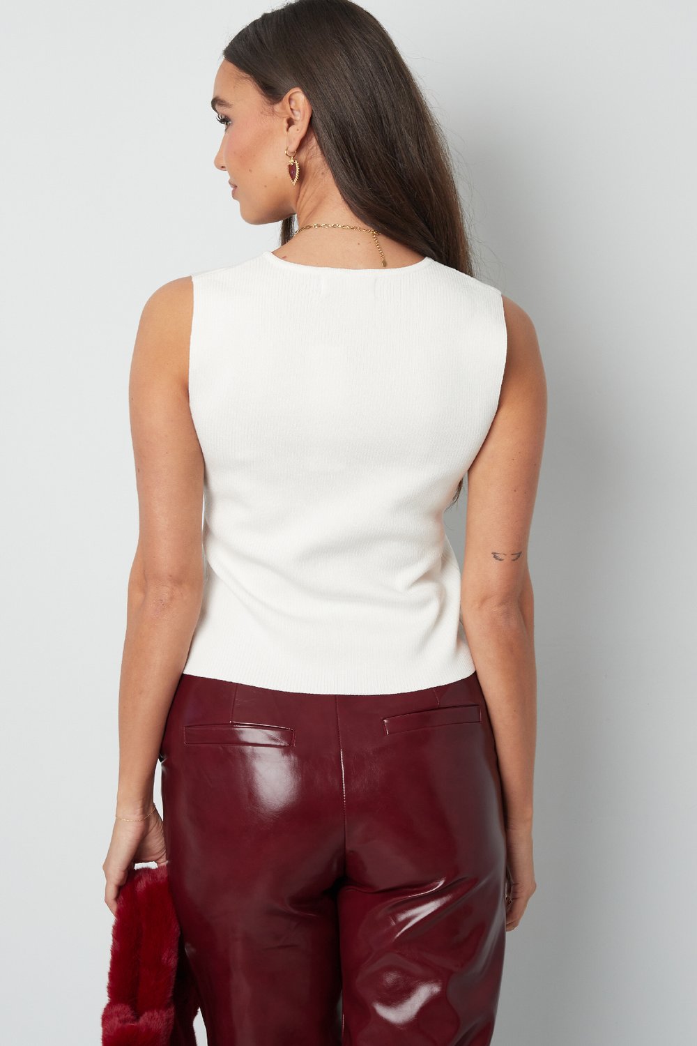 Nouer le haut h5Image11