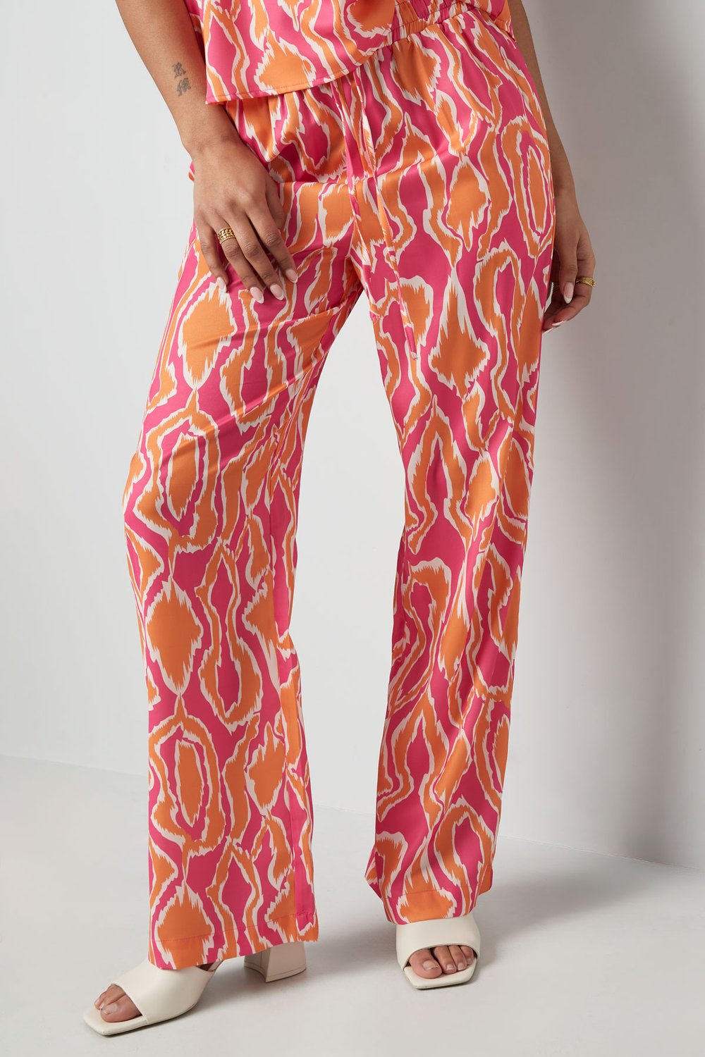 Bunte Hose mit Aufdruck - blau/grün h5Bild4