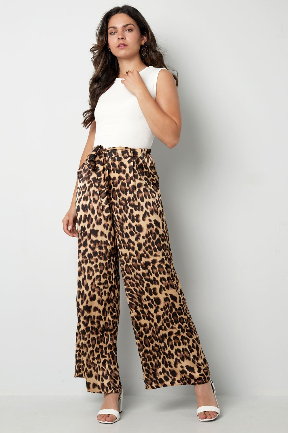 Wide trousers leopard print Picture3