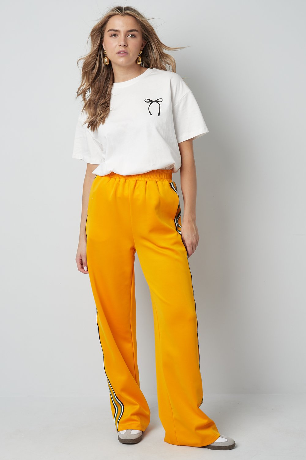 Striped must have pants - red S h5Picture9