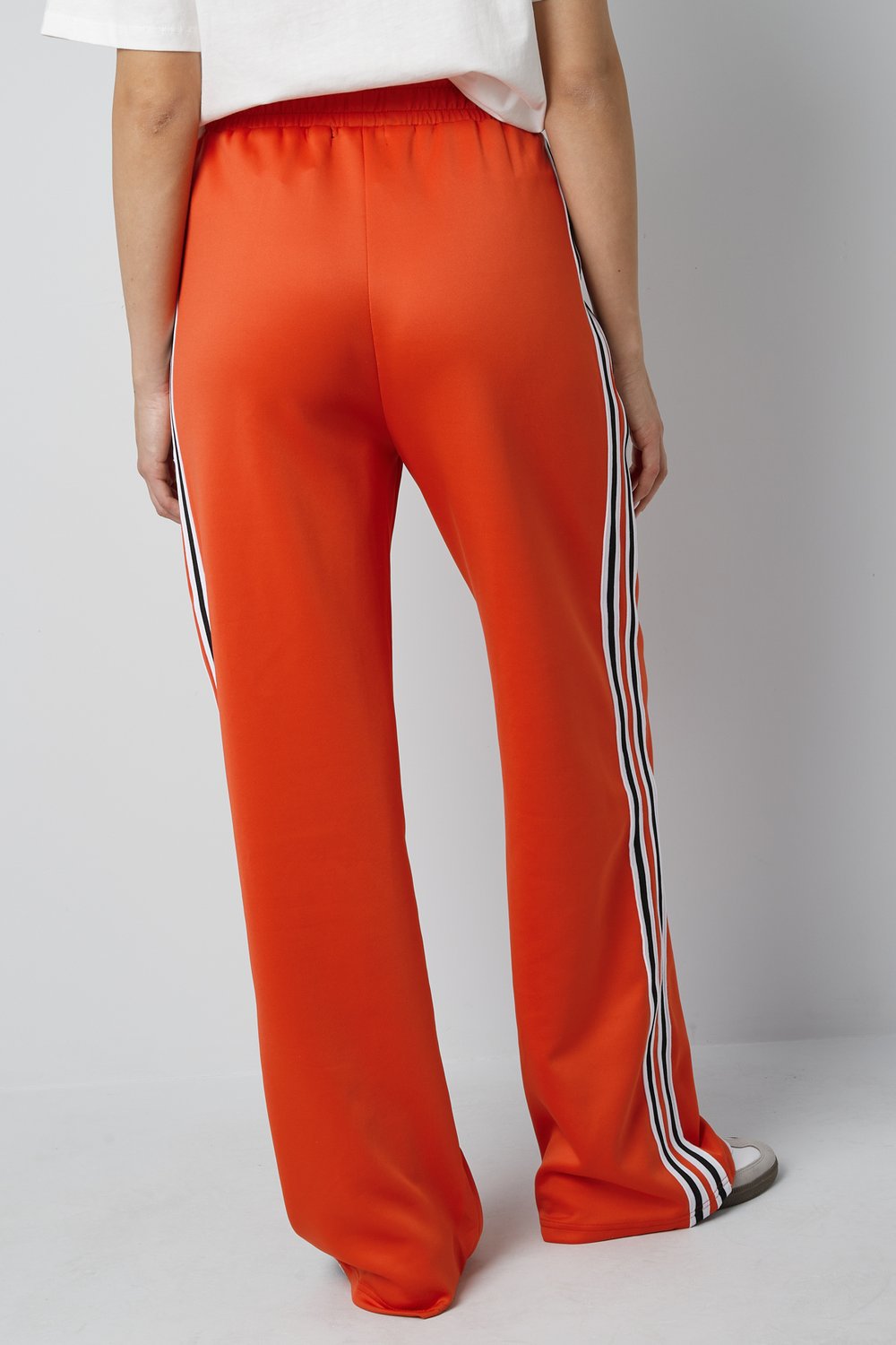 Striped must have pants - red S h5Picture17
