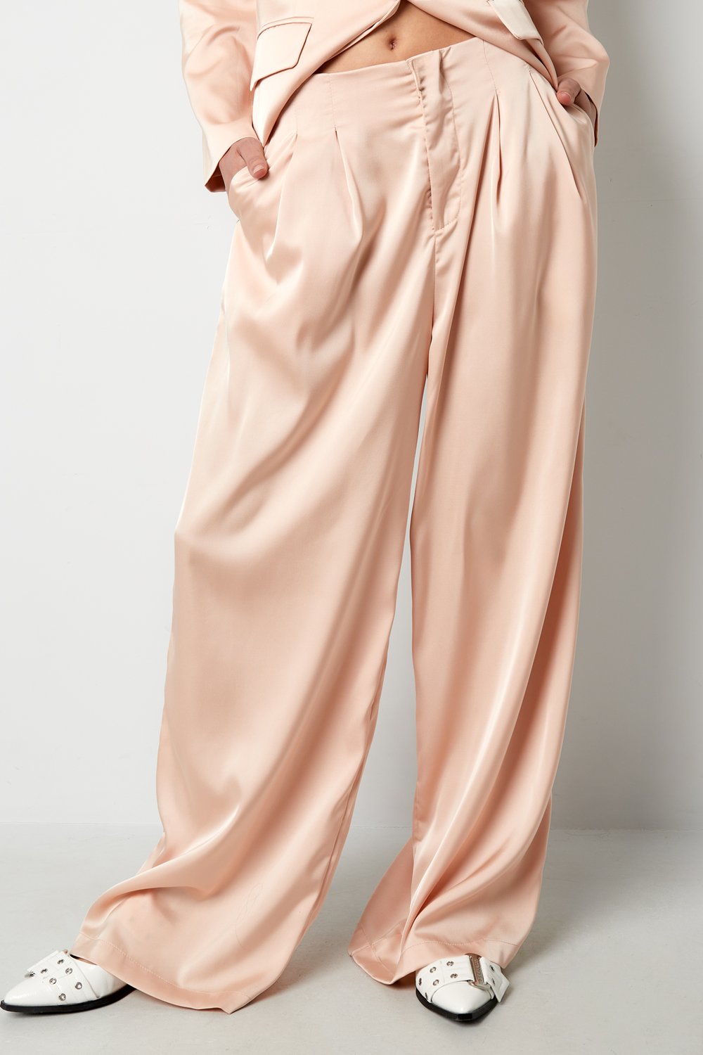 Classy Straight Pants Picture5