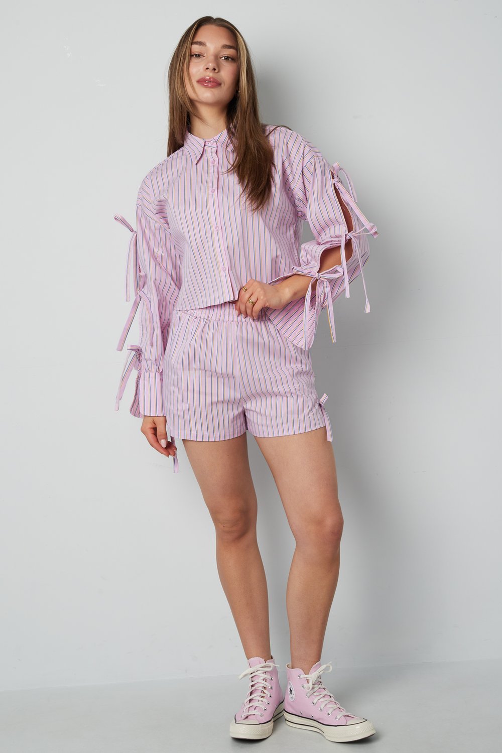 Short Pinstripe Laces Picture5