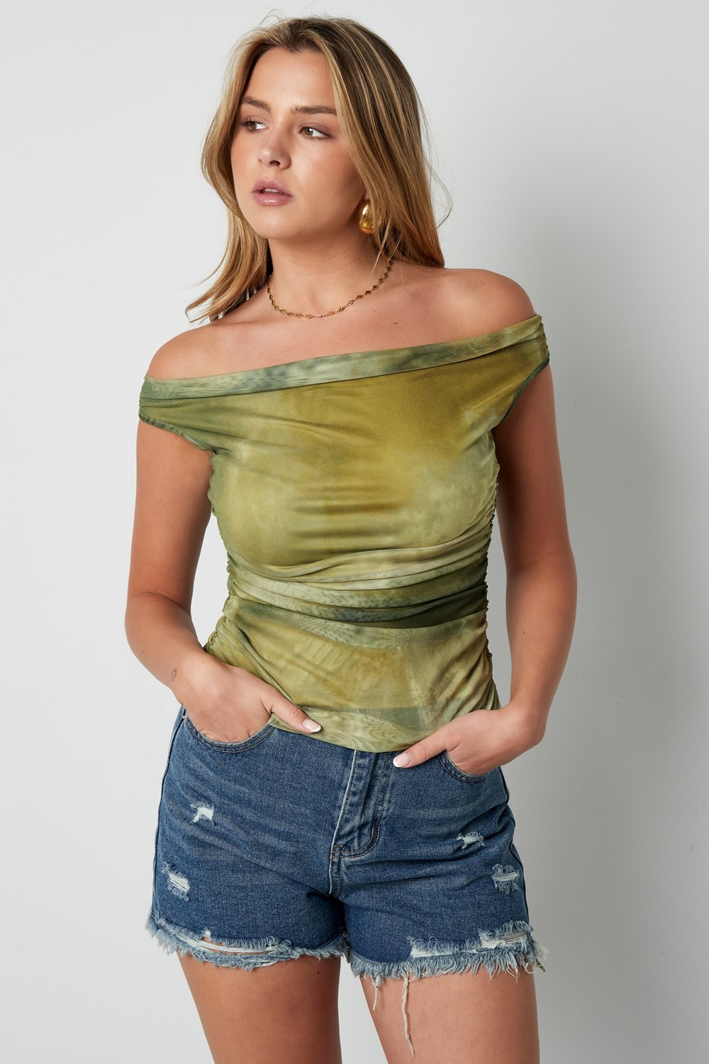 Ripped Shorts h5Picture3