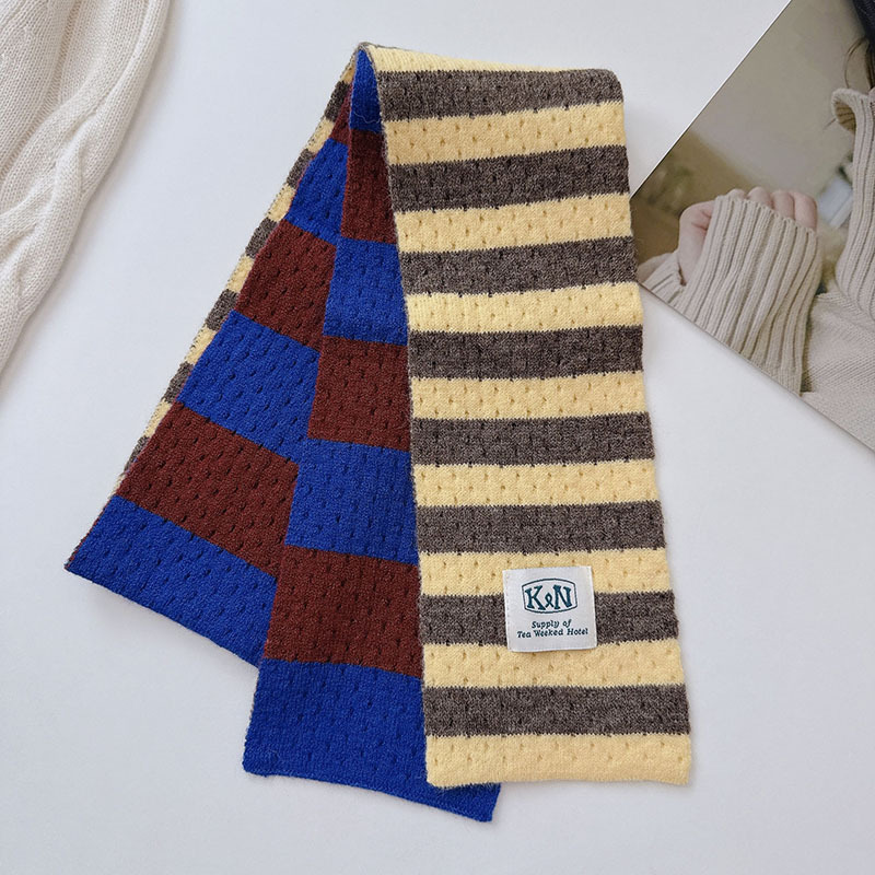 1 Piece Color-blocking Striped Knitted Scarf h5Picture5