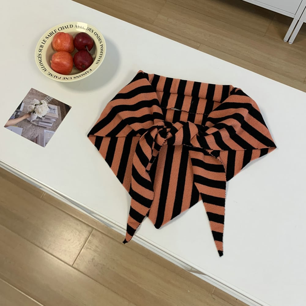 1 Stück Dreieckstuch mit Streifenmuster im Ins-Stil