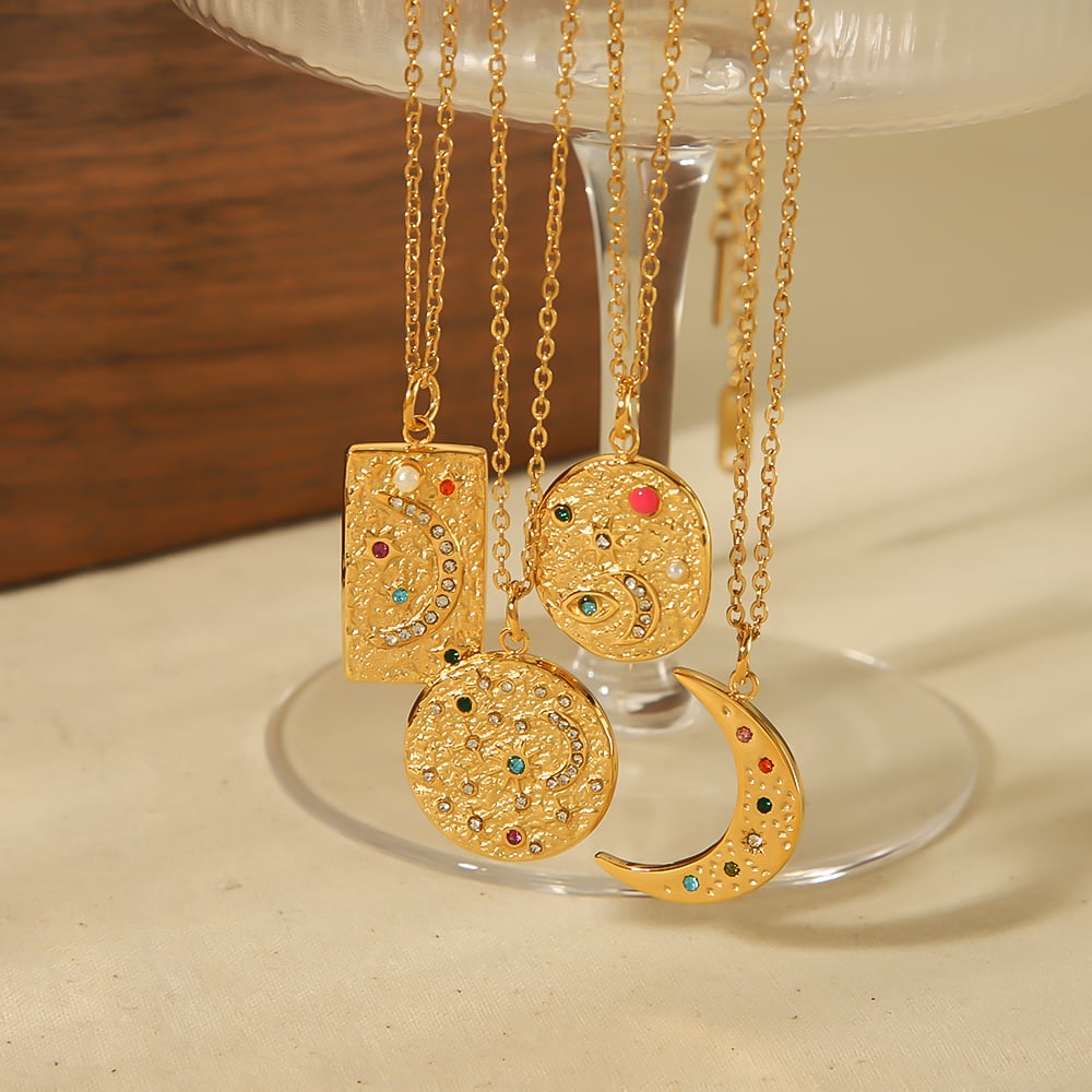 1 piece of simple and fashionable  gold-plated stainless steel geometric square diamond pendant necklace for women's jewelry for daily wear Picture4