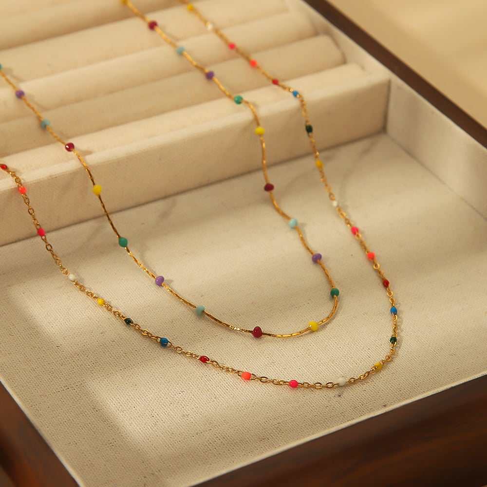 1 collar de clavícula con cuentas de colores de acero inoxidable chapado en oro de 18 quilates de moda para mujer para uso diario Imagen2