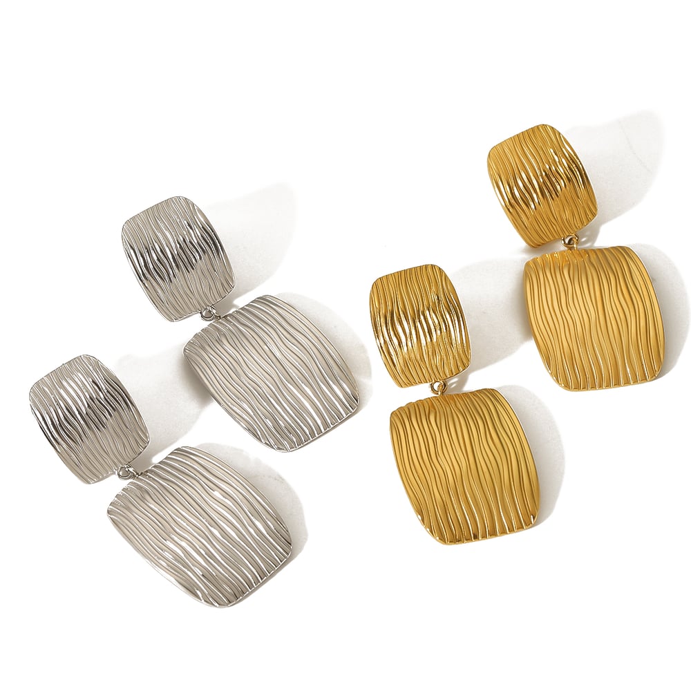 1 pair of exaggerated personality  gold-plated stainless steel striped texture geometric square pendant earrings suitable for women's daily wear Picture4