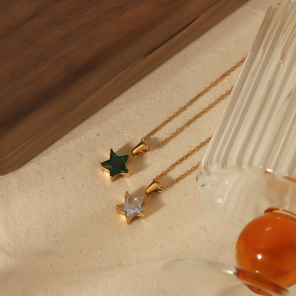 1. Collar con colgante de estrella geométrica de acero inoxidable chapado en oro de 18 quilates, sencillo y elegante, para que las mujeres lo usen a diario. Imagen3