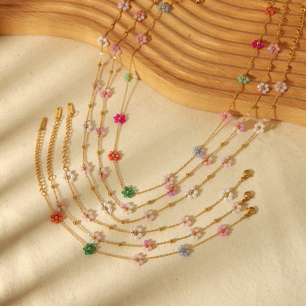1 piece of fashionable and exquisite  gold-plated stainless steel colorful small flower pearl chain necklace for women's jewelry for daily wear Picture3