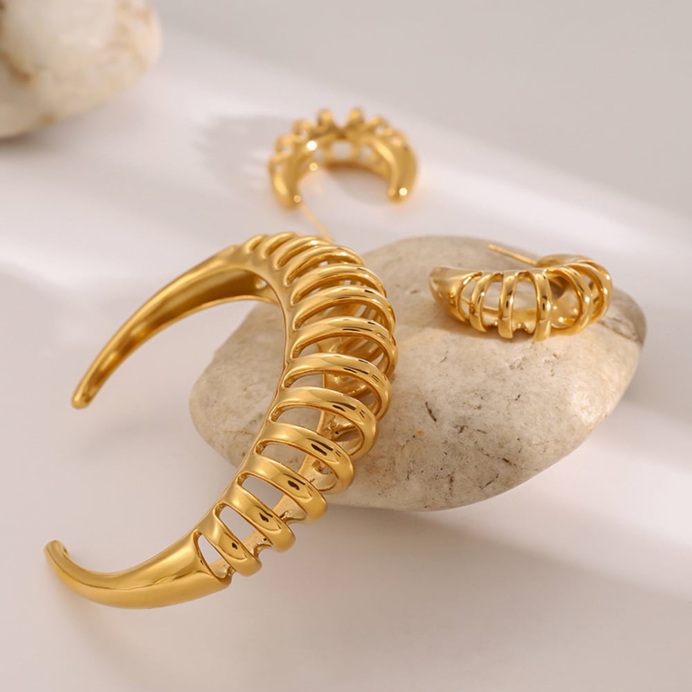 1 paio di orecchini a cerchio cavi in acciaio inossidabile oro 18k modello da strada alla moda stesso stile bracciale a maglie cave orecchini da donna set Immagine2