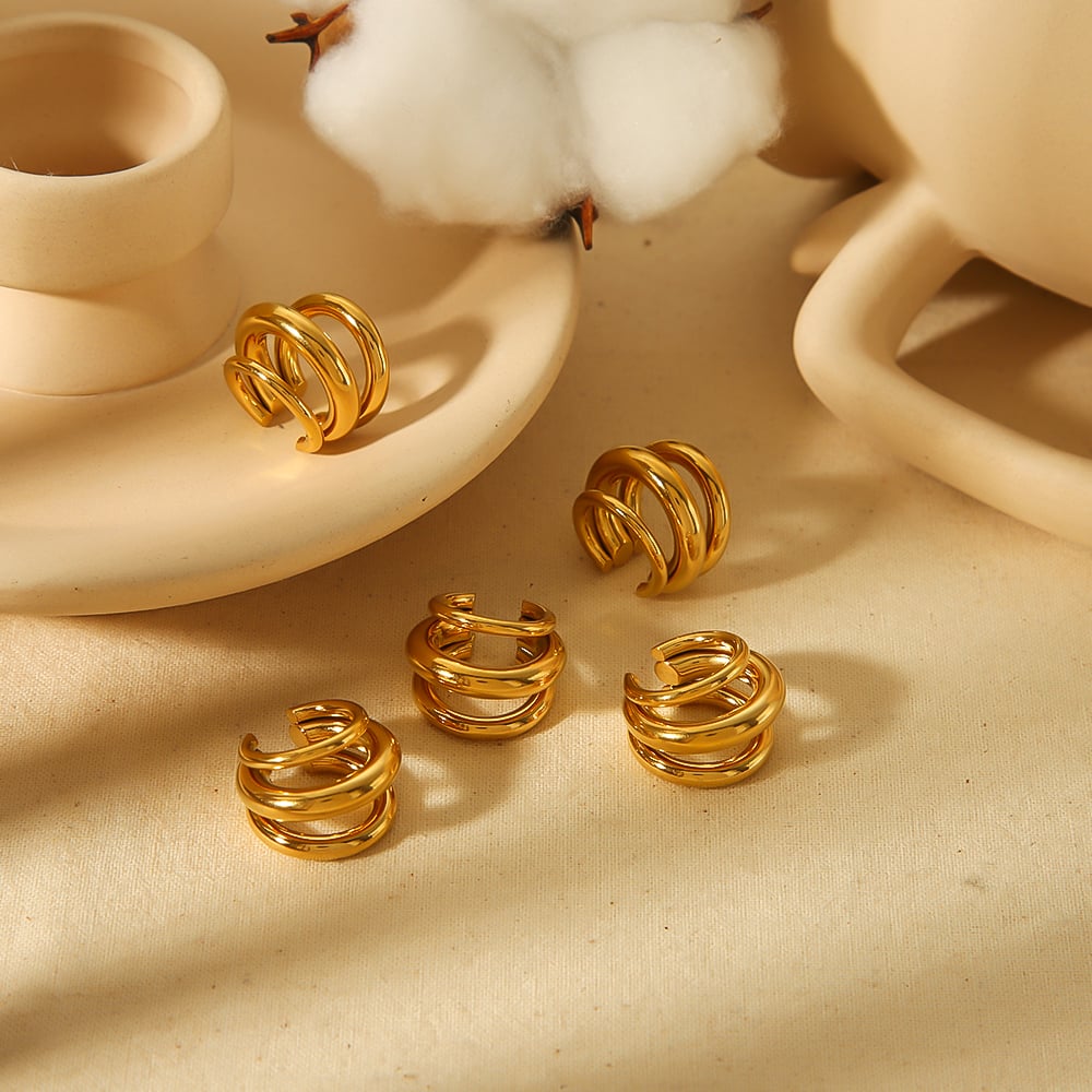 1 piece of creative and fashionable  gold-plated stainless steel shiny geometric ear clip for women for daily wear Picture4