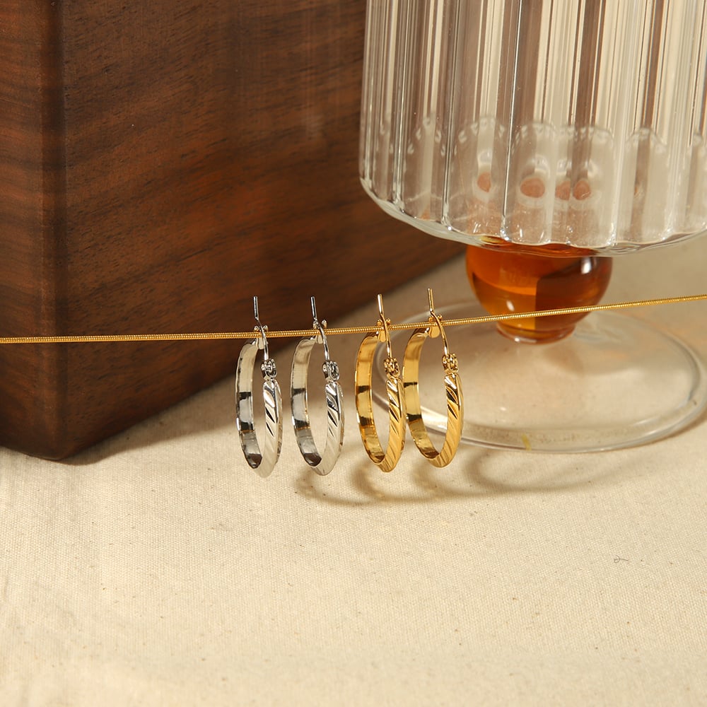 1 pair daily geometric stainless steel  gold plated women hoop earrings Picture3