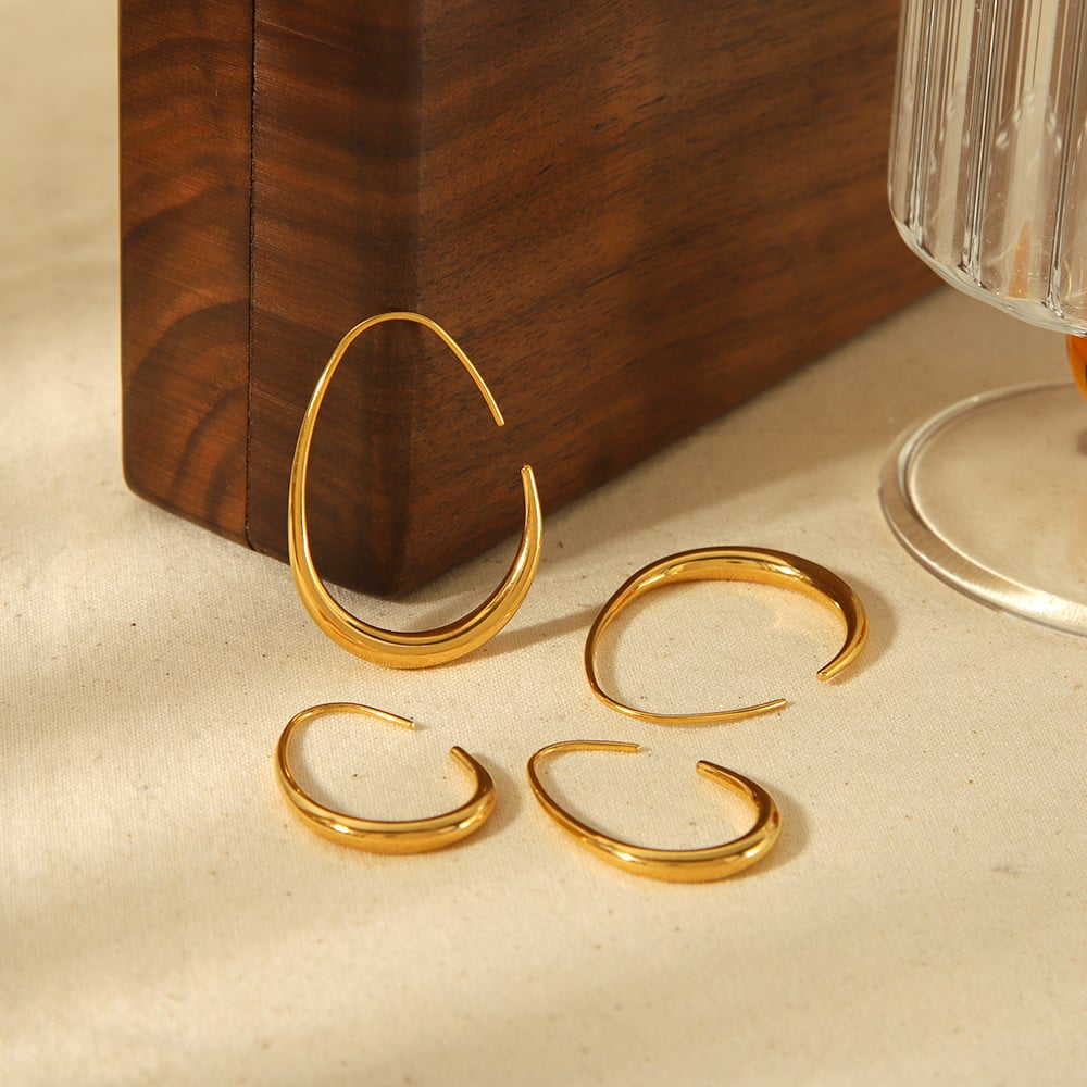 1 paio di orecchini a bottone da donna in acciaio inossidabile placcato oro 18K, classici e geometrici, serie semplice Immagine3