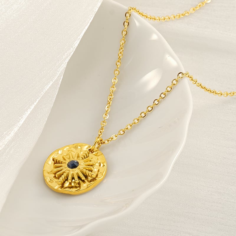 1 piece  retro style starburst shape stainless steel  gold plated inlay rhinestone unisex pendant necklace h5Picture6