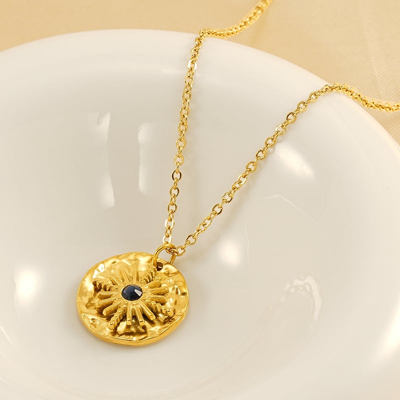 1 piece  retro style starburst shape stainless steel  gold plated inlay rhinestone unisex pendant necklace h5Picture4