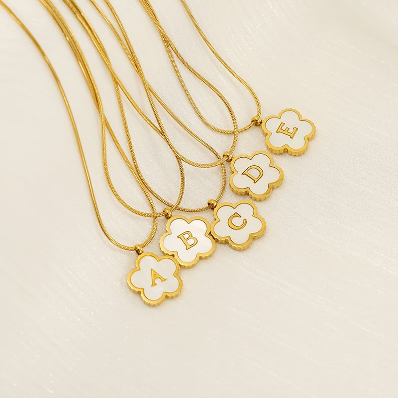 1 Stück Simple Series Daily Letter Edelstahl 18 Karat vergoldete Muschel-Halsketten für Damen h5Bild7