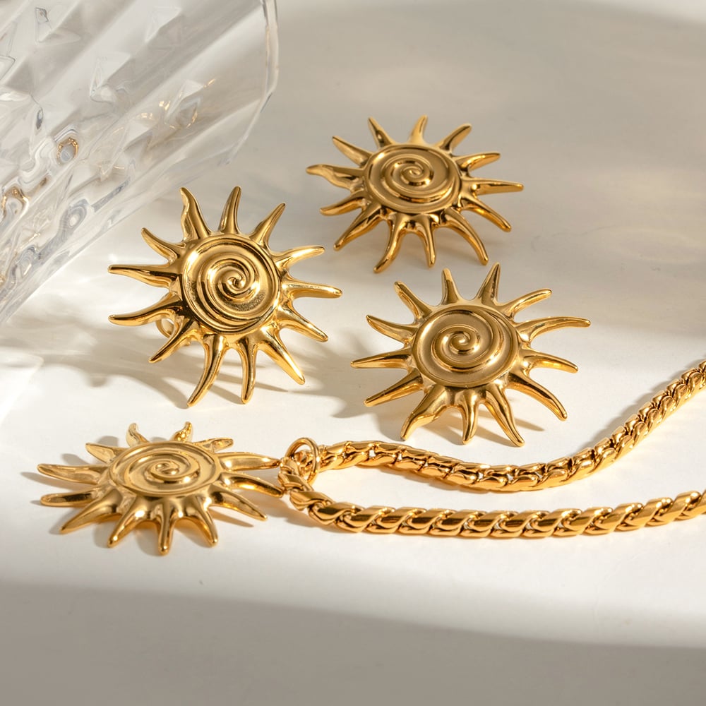 1 piece ethnic series classic sun/moon stainless steel  gold plated women pendant necklaces Picture5