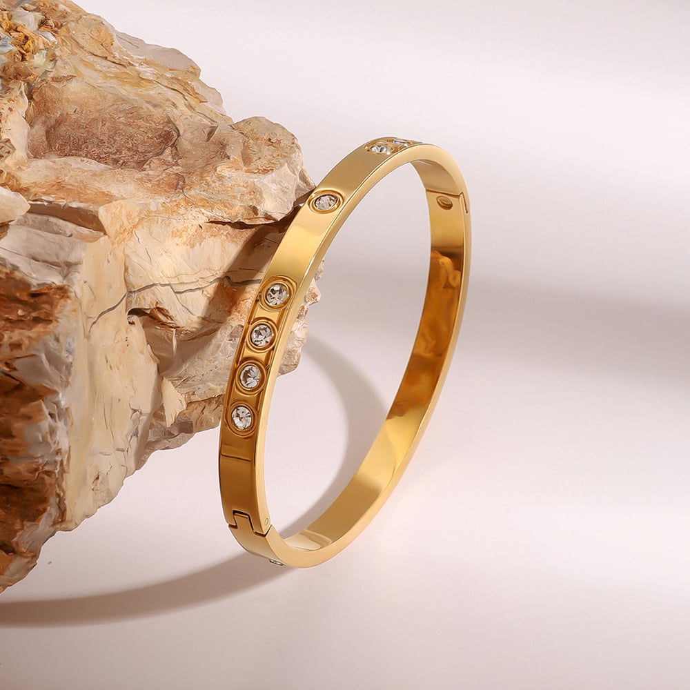 1 pezzo semplice serie  rotondo in acciaio inossidabile placcato oro 18k strass donne braccialetti Immagine3