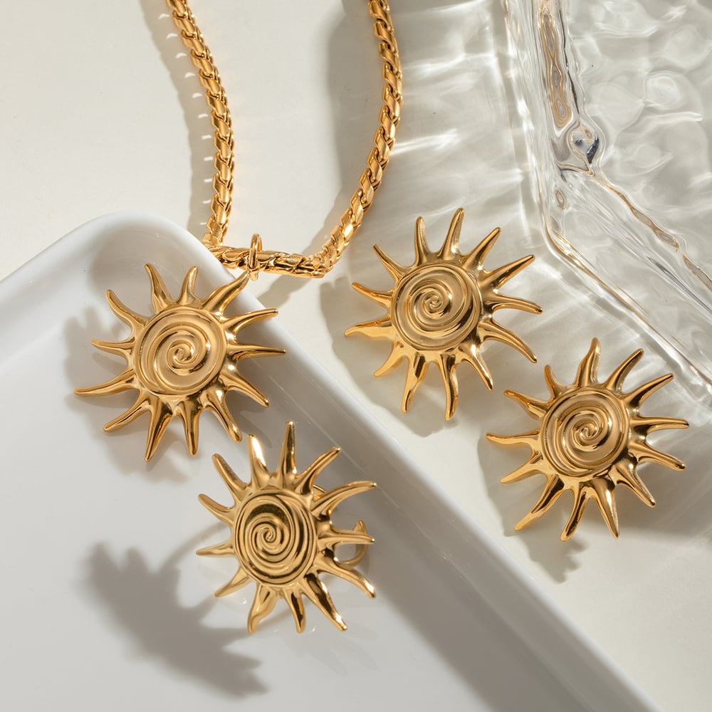 1 pair simple series retro sun/moon stainless steel  gold plated women stud earrings h5Picture4