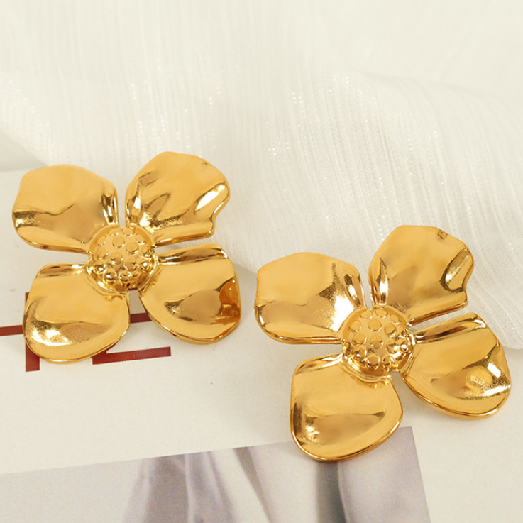 1 pair simple series retro flower stainless steel  gold plated women stud earrings h5Picture6