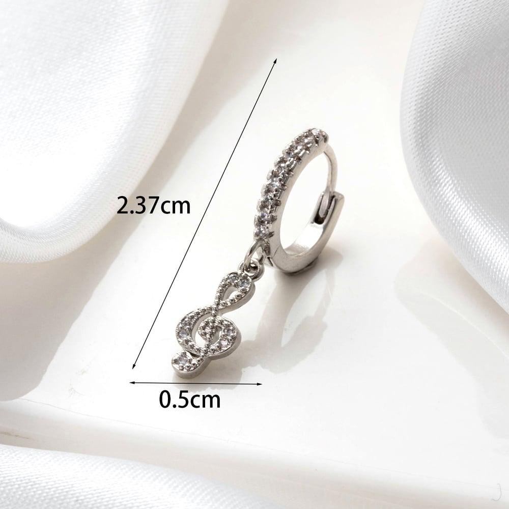 1 Piece Simple Series Classic Skull Copper No Plating Material Zircon Women Hoop Earrings Picture6