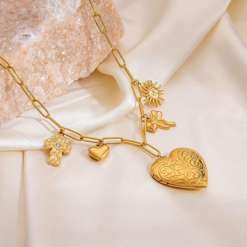 1 piece romantic series retro glossy heart stainless steel  gold color plated women's pendant necklaces h5Picture3