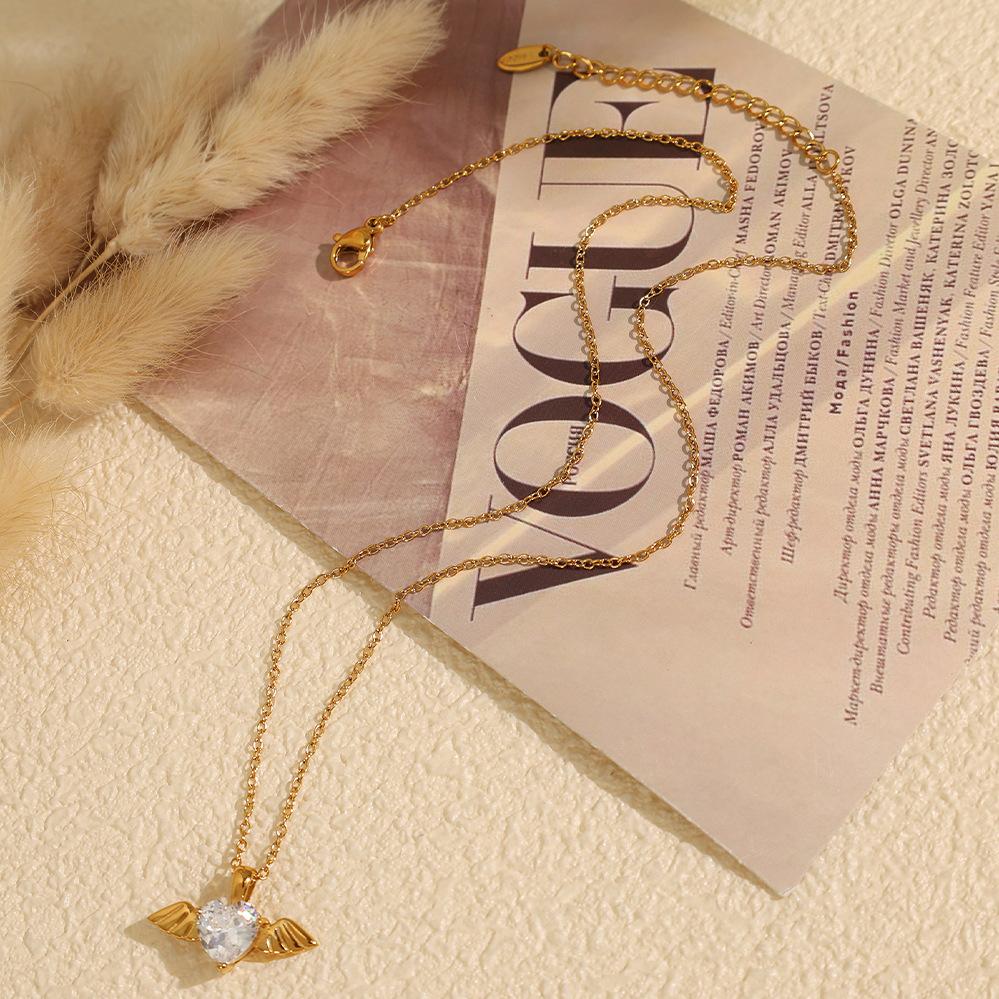 1 piece luxurious series elegant heart wings titanium steel  gold color plated rhinestone women's pendant necklaces h5Picture3