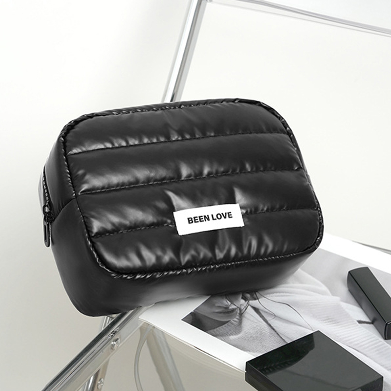 1 Piece Daily Series Plaid Portable Large Capacity Toiletry Women's Cosmetic Bags h5Picture6