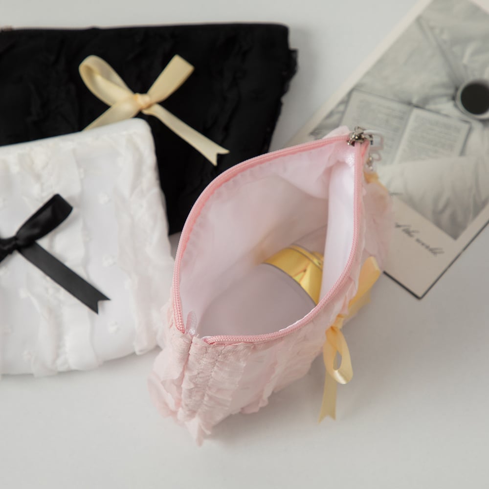 1 Piece Romantic Bowknot Portable Large Capacity With Random Printing Design Women's Lace Cosmetic Bags Picture4