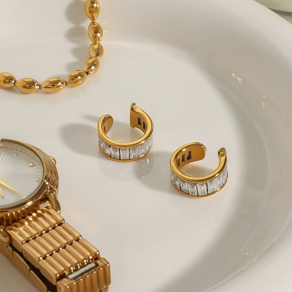 1 Pair Luxurious Series Gorgeous Annular Stainless Steel Gold Color Women's Clip-on Earrings Picture6