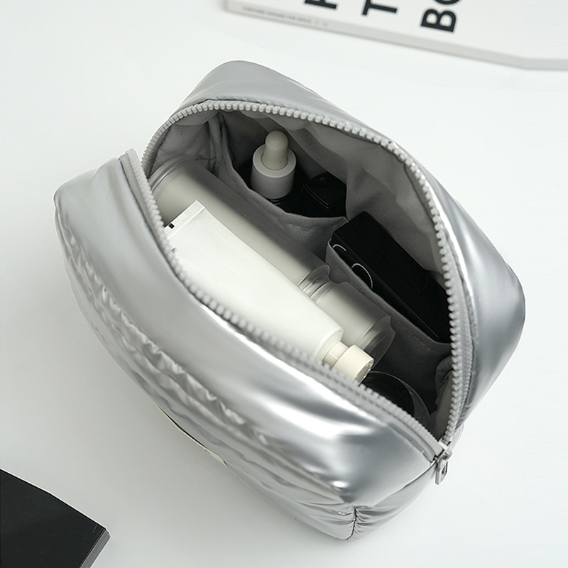 1 Piece Daily Series Plaid Portable Large Capacity Toiletry Women's Cosmetic Bags h5Picture9