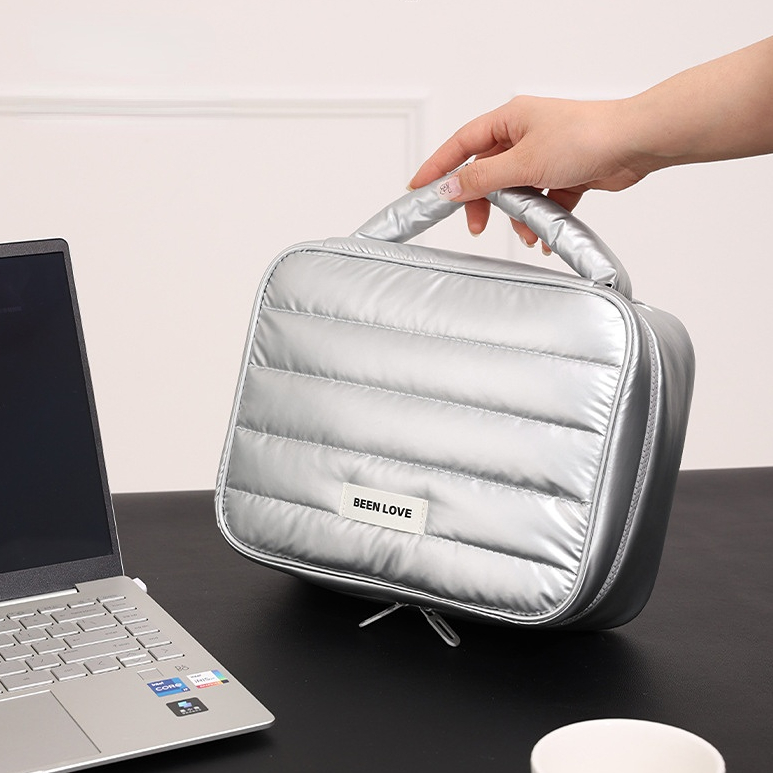 1 Piece Simple Series Daily Solid Color Nylon Large-capacity Storage Bag for Daily Items during Travel h5Picture8