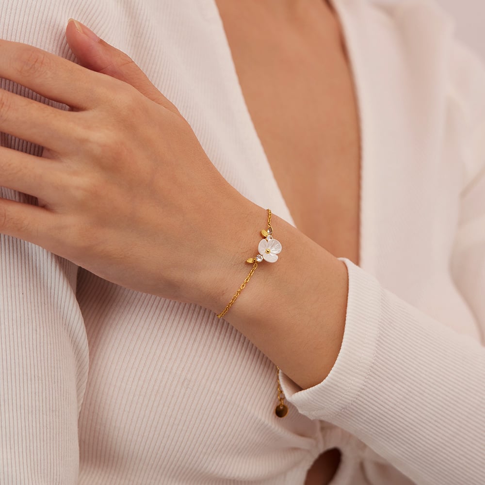 Pulsera de cadena de acero inoxidable color dorado con diseño de flores diarias de serie simple para mujer, 1 pieza h5Imagen7