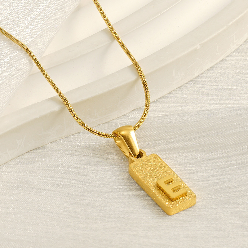 Collar con colgante unisex de acero inoxidable chapado en oro de 18 quilates con letras de hip-pop/rock de serie simple de 1 pieza h5Imagen5