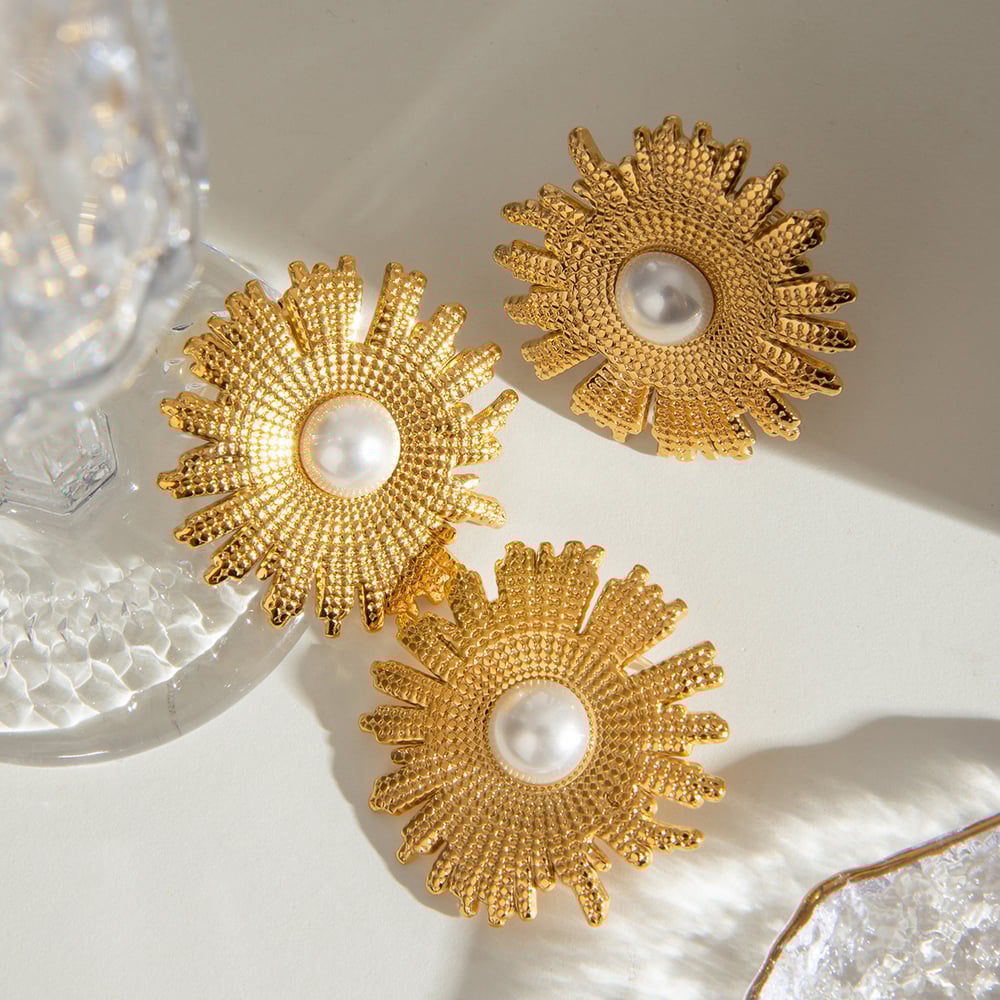 1 pair simple series retro flower stainless steel  gold plated artificial pearl women stud earrings Picture5