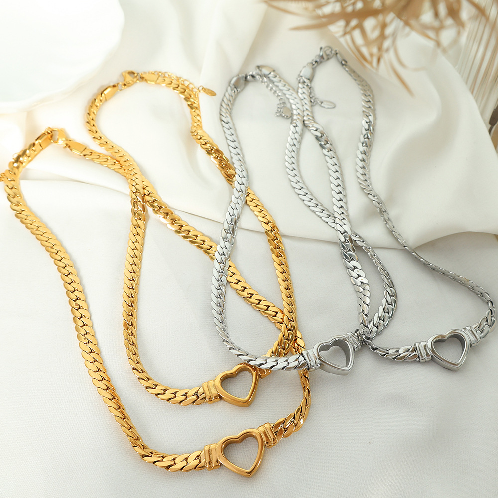 1 Pair Small design simple light luxury personality love necklace female trend fashion titanium steel gold-plated Cuban necklace women's pendant necklace h5Picture4