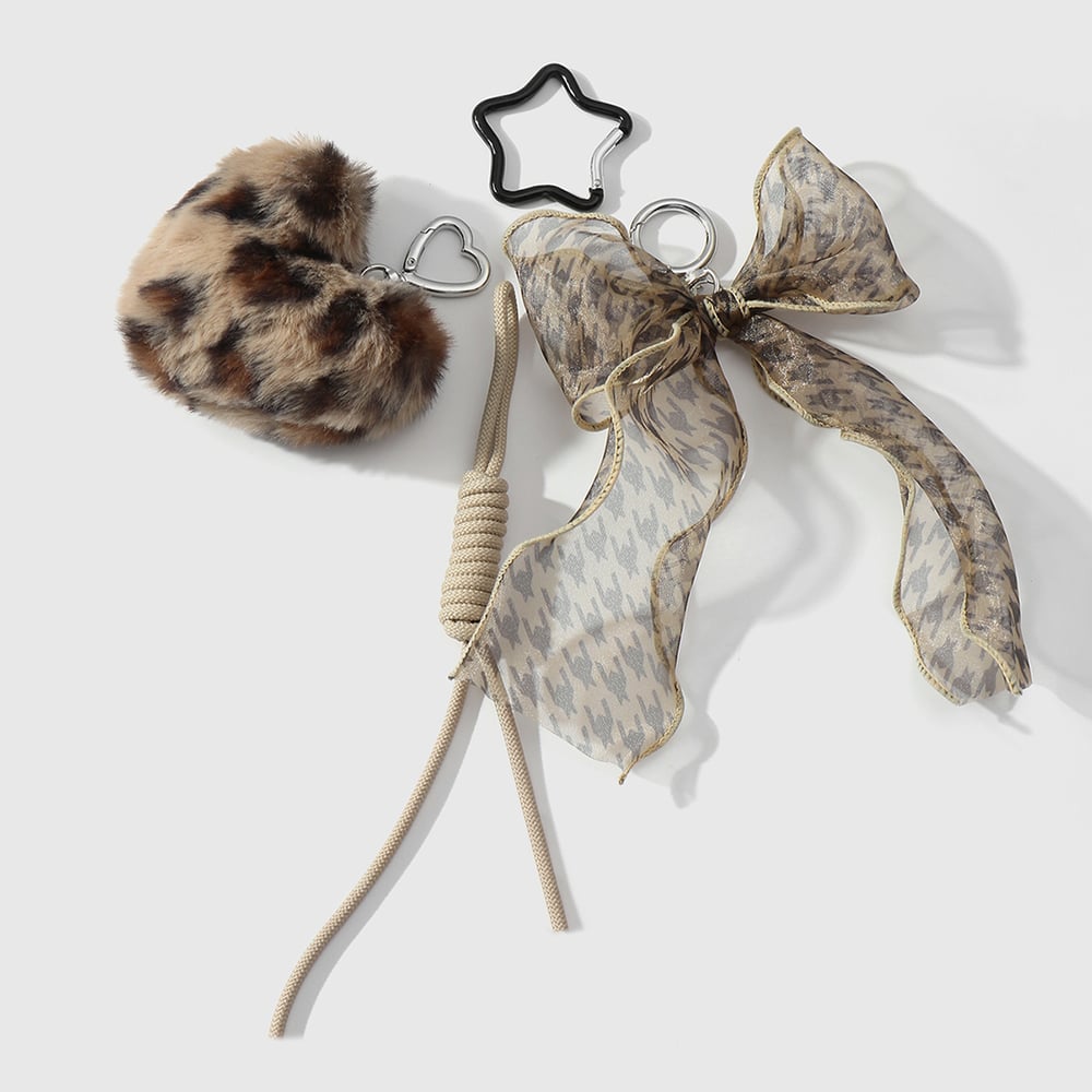 1 Piece Vintage Plaid Pattern Mesh Bow & Plush Heart Bag Charms Picture3