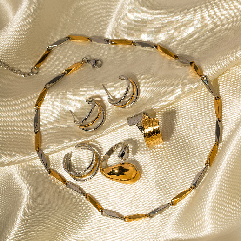 französisches nischendesign, geometrische neue ohrringe aus titanstahl, gold- und silberfarben passender glatter dreireihiger schmuck aus titanstahl für frauen h5Bild4