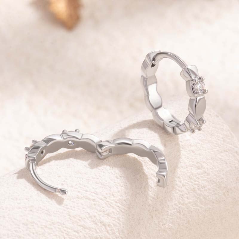 1 Piece Versatile Series Daily Intricate Circle Copper Zircon Women's Hoop Earrings Picture5