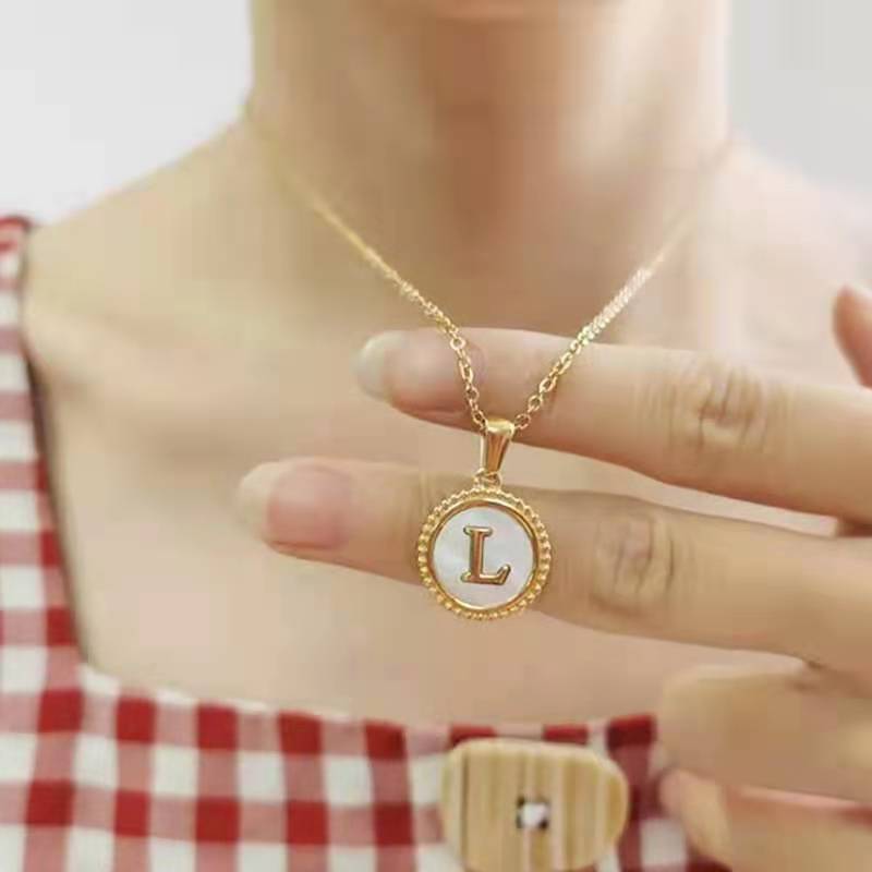 1 Piece Golden Simple Series Simple Letter Women's Pendant Necklaces h5Picture4