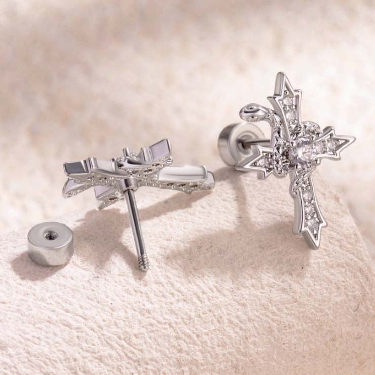 1 Piece Simple Series Casual Animal Titanium Steel No Plating Material Zircon Women's Stud Earrings Picture4
