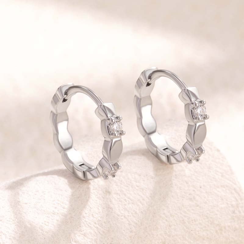 1 Piece Versatile Series Daily Intricate Circle Copper Zircon Women's Hoop Earrings Picture2