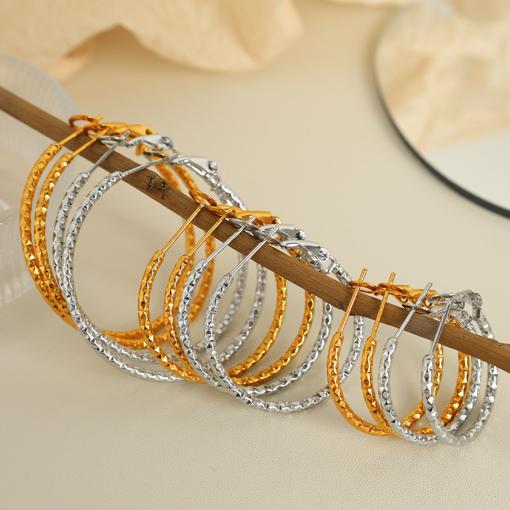 1 Paar Creolen aus der Simple-Serie, klassisch, einfarbig, Edelstahl, 18 Karat vergoldet, für Damen h5Bild3