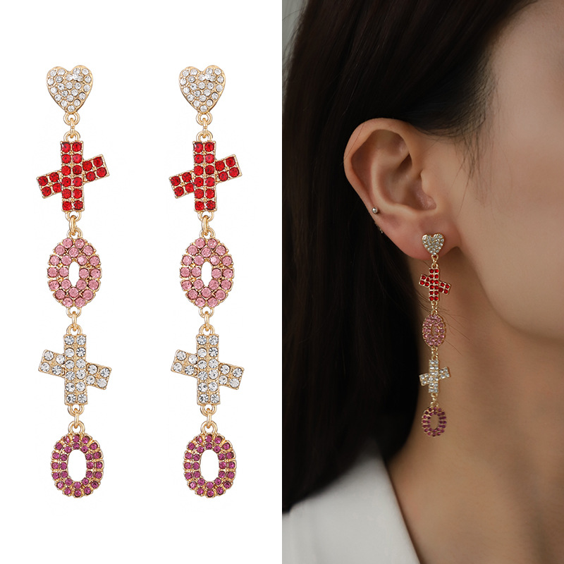 1 Piece Exquisite Series Sparkling Heart Shape Gold Color Alloy Knitted Women's Layered Necklaces Picture3