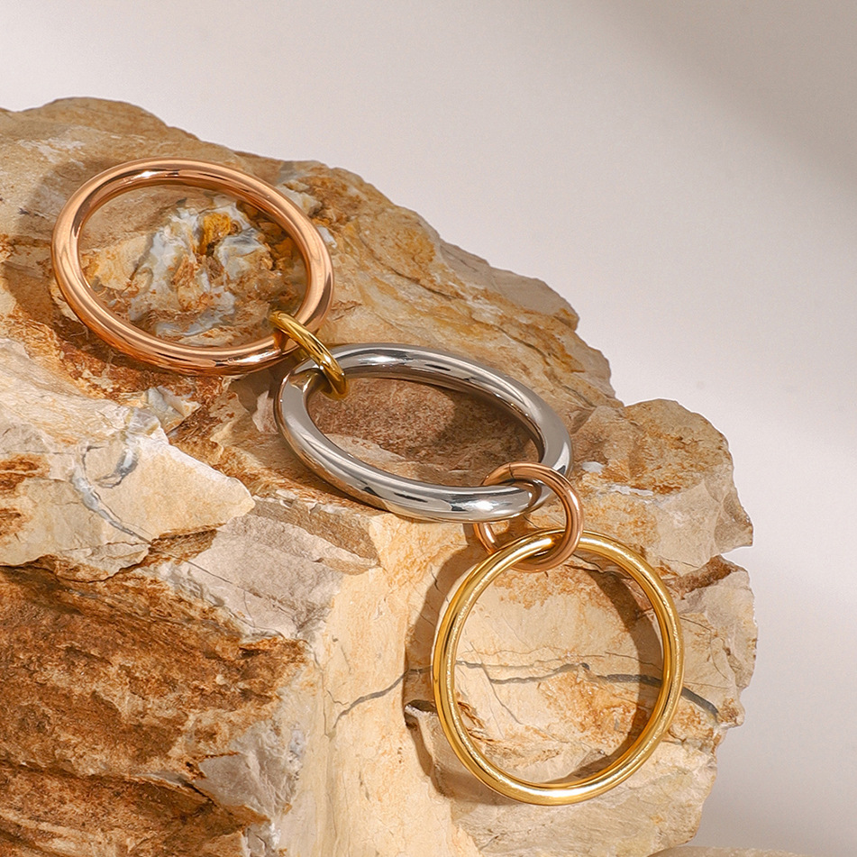 1 paar Simple Series Personality Annular roestvrij staal vergulde dames enkelvoudige ringen h5Afbeelding4
