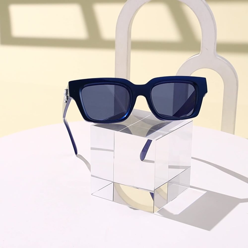 1 Pair of Wide - brimmed, Versatile and Casual Daily - use Women's Sunglasses Picture4