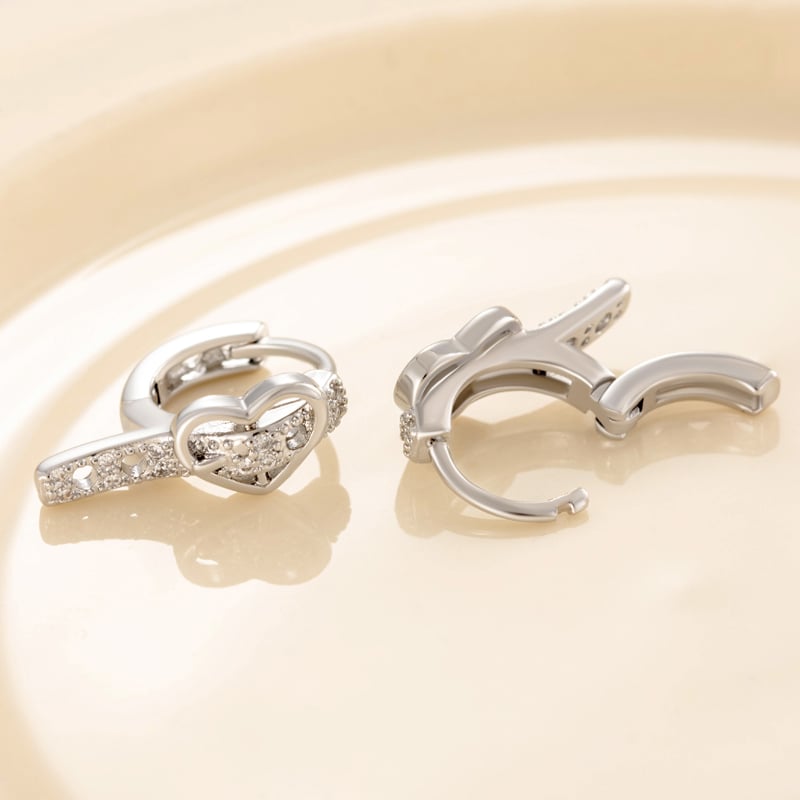 1 Piece Designable Series Simple Heart Belt Fastener Copper Zircon Women's Hoop Earrings Picture4