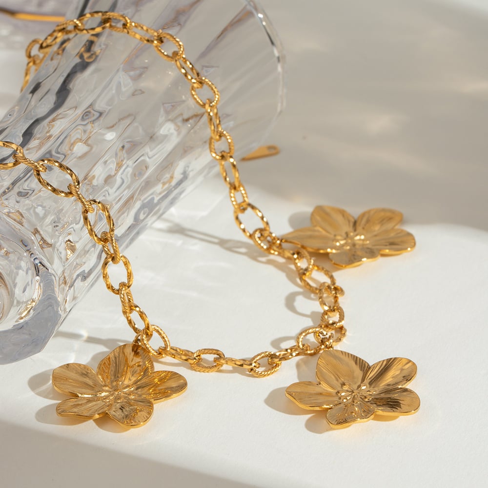 1 piece simple series  style flower stainless steel  gold plated women pendant necklaces Picture3